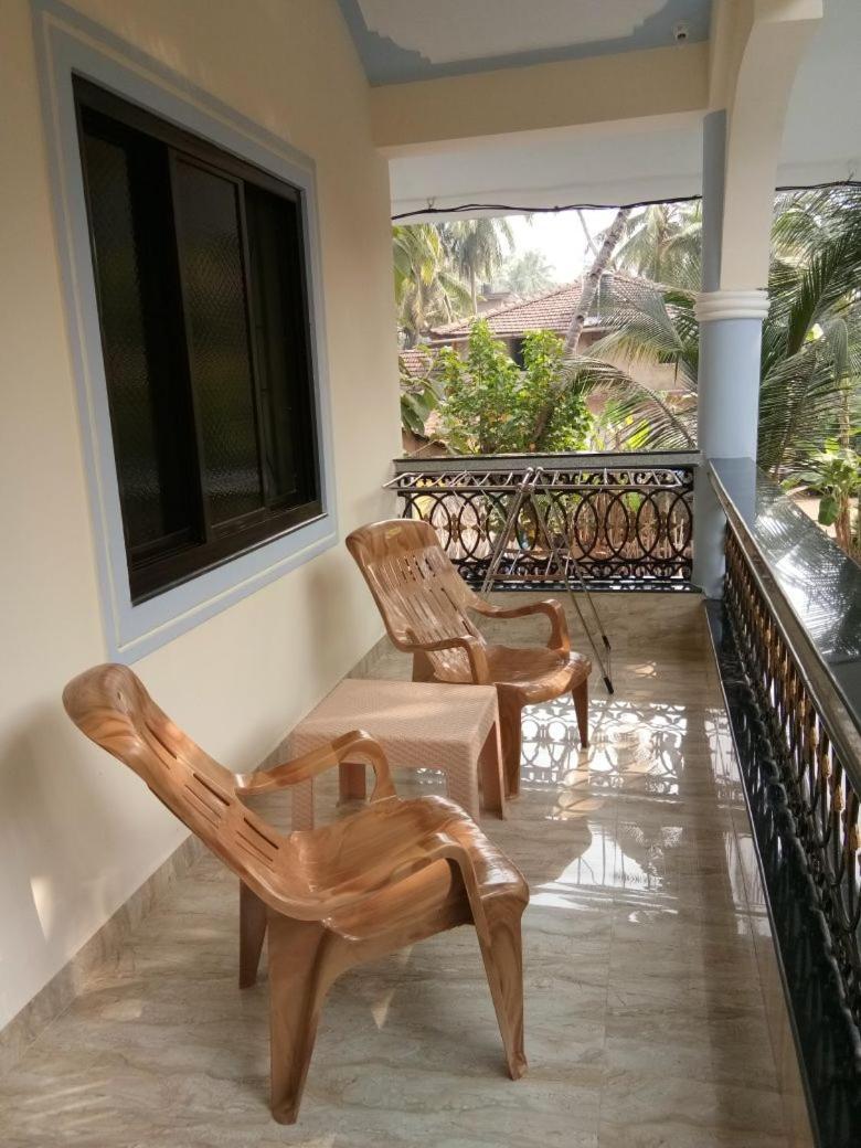 Shirley'S Guest House มาจอร์ดา ภายนอก รูปภาพ