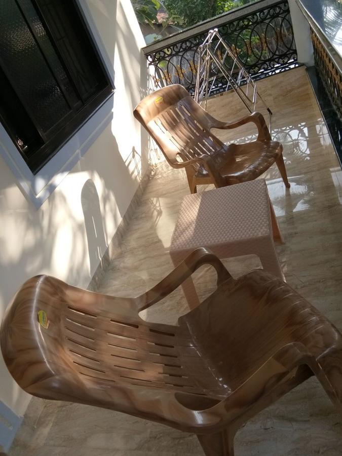 Shirley'S Guest House มาจอร์ดา ภายนอก รูปภาพ